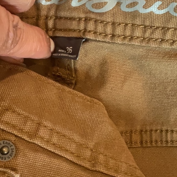 COPY - Eddie Bauer Tan Cargo Shorts Size 36 - Picture 6 of 10